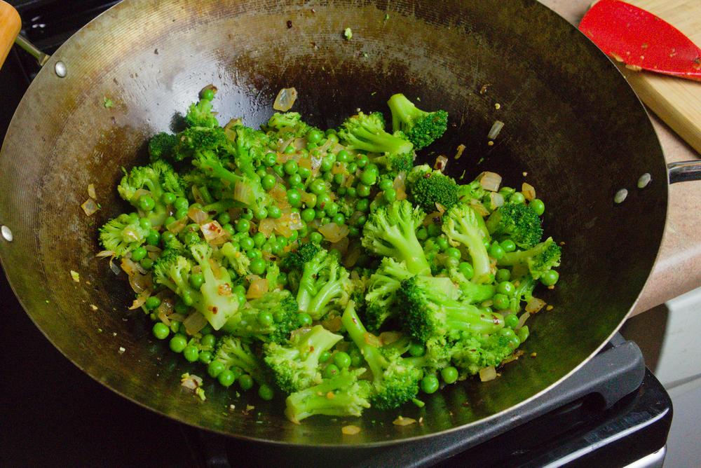 frying broccoli